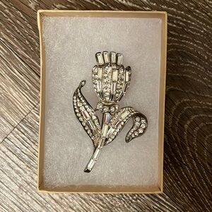 Vintage tulip trembler brooch